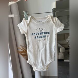 NWOT Carter’s Baby Boy Onesie 6 months